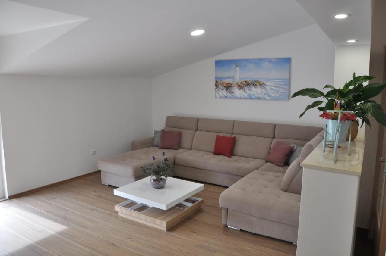 Apartman Doni Split Bagian luar foto