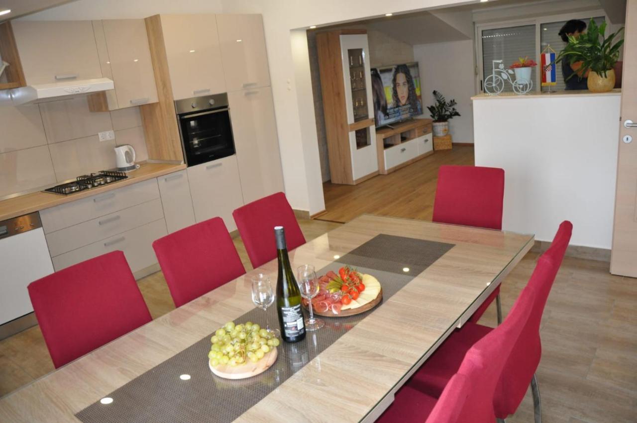 Apartman Doni Split Bagian luar foto