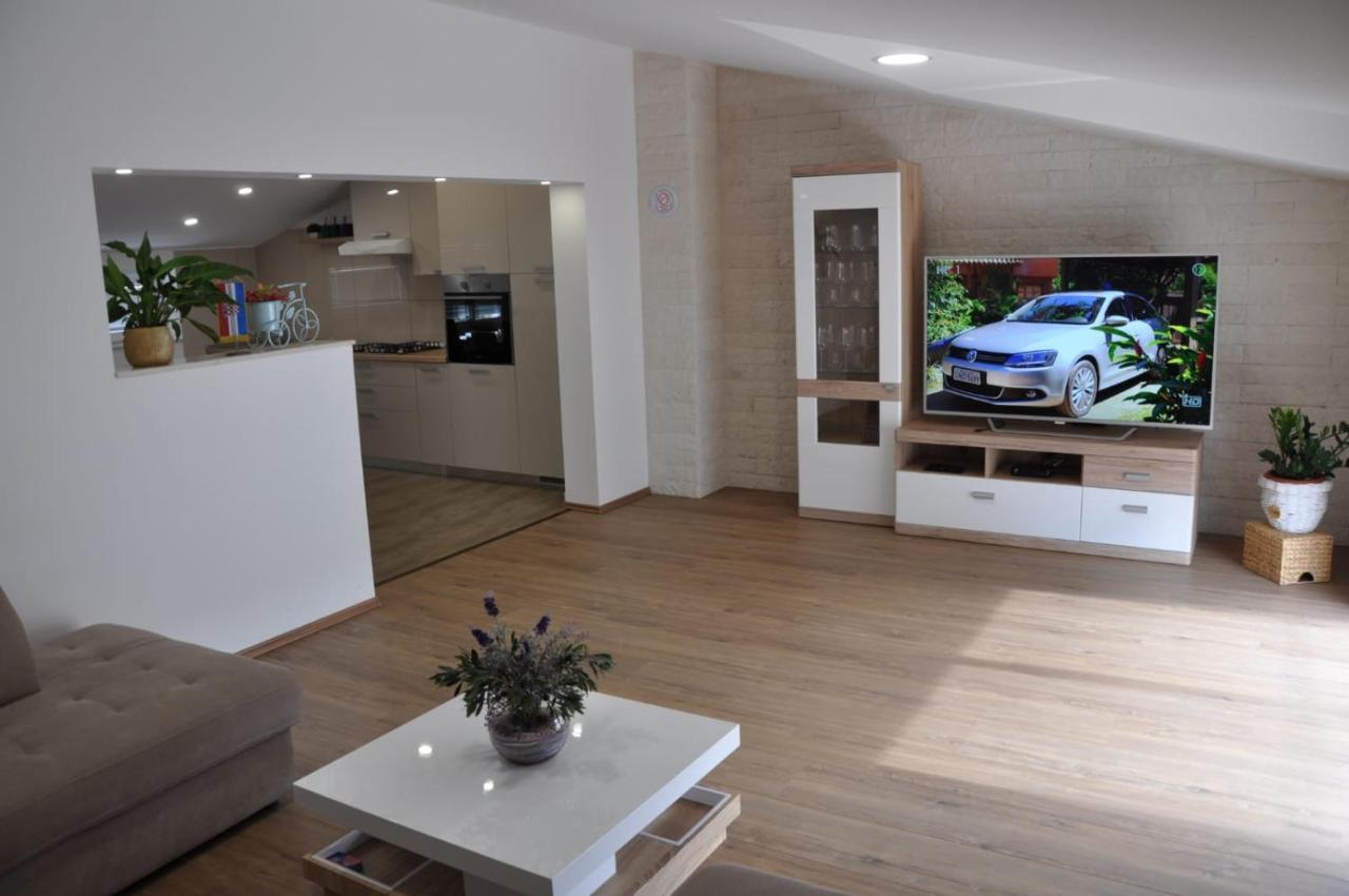 Apartman Doni Split Bagian luar foto