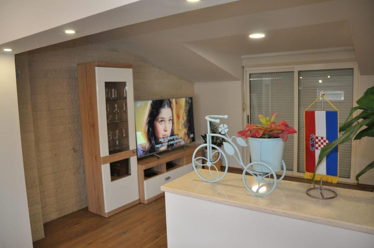Apartman Doni Split Bagian luar foto